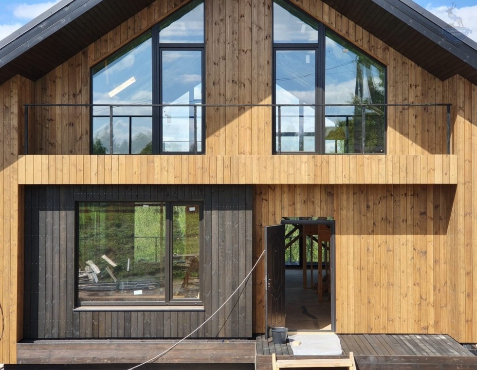 КД-650: двухэтажный каркасный дом с террасой