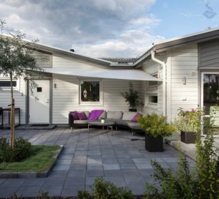 КД-610: одноэтажный каркасный дом с открытой террасой