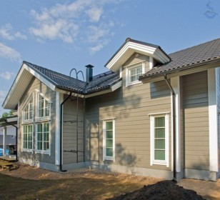 КД-620: двухэтажный каркасный дом с двумя террасами